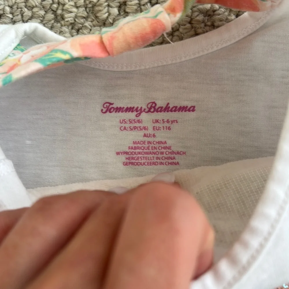 Tommy Bahama Peach Graphic Tee and Skirt Set size 5/6 - Picture 4 of 8